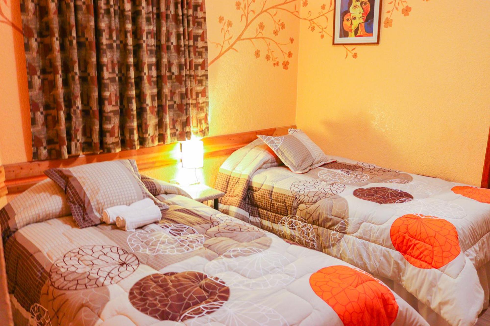 Hotel Rodelu Латакунґа Екстер'єр фото