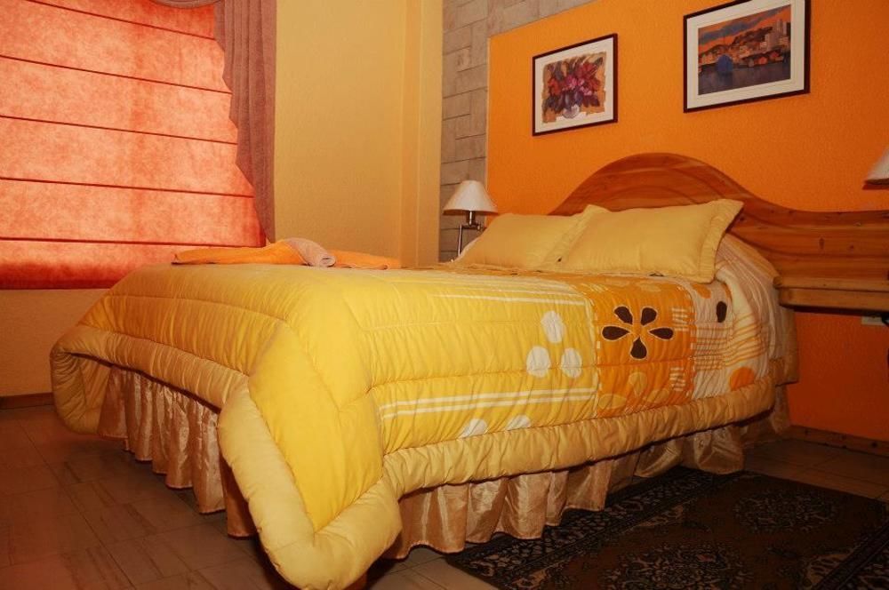 Hotel Rodelu Латакунґа Екстер'єр фото