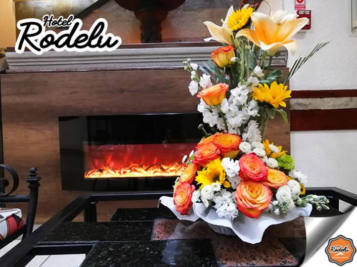 Hotel Rodelu Латакунґа Екстер'єр фото